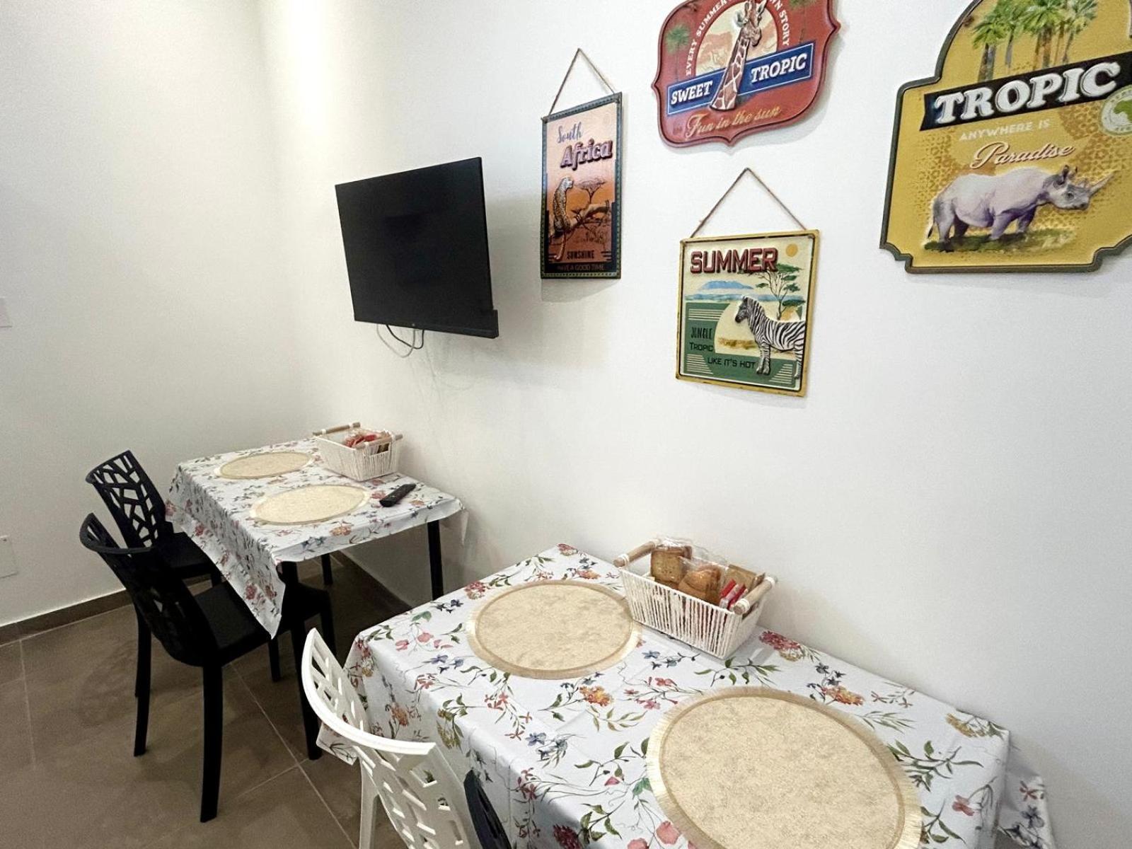 Fly Zone Naples Panzió Kültér fotó